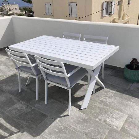 Triena Apartments Fira  Ngoại thất bức ảnh