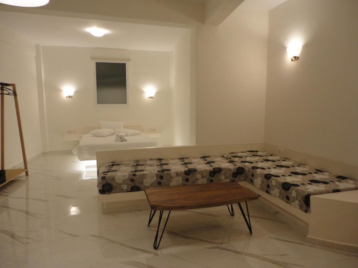 Triena Apartments Fira  Ngoại thất bức ảnh