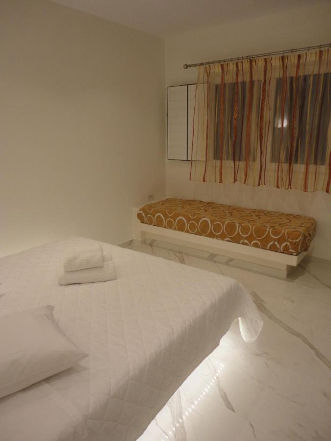 Triena Apartments Fira  Ngoại thất bức ảnh