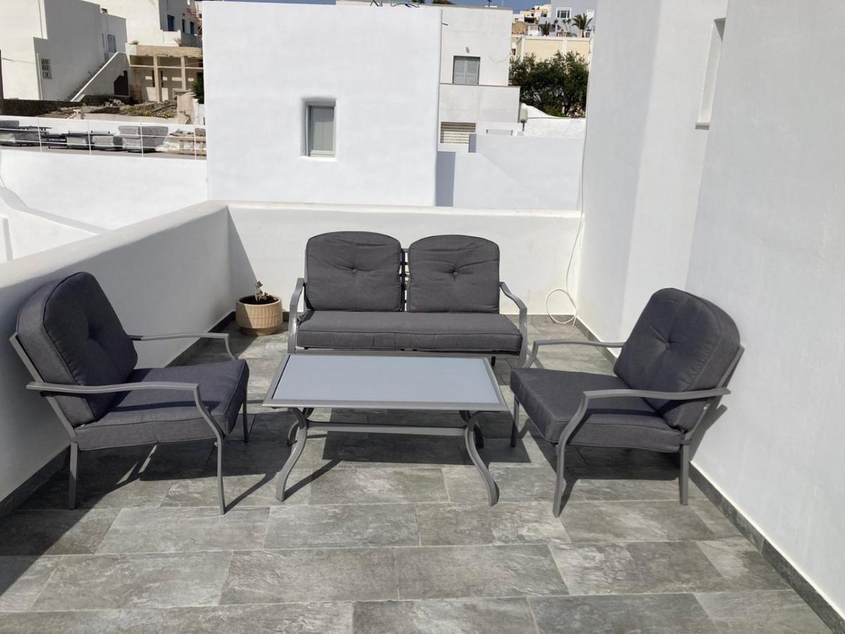 Triena Apartments Fira  Ngoại thất bức ảnh